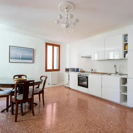 Ampia Casa A Due Passi Dalla Biennale Venice