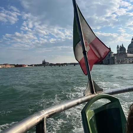 Ampia Casa A Due Passi Dalla Biennale