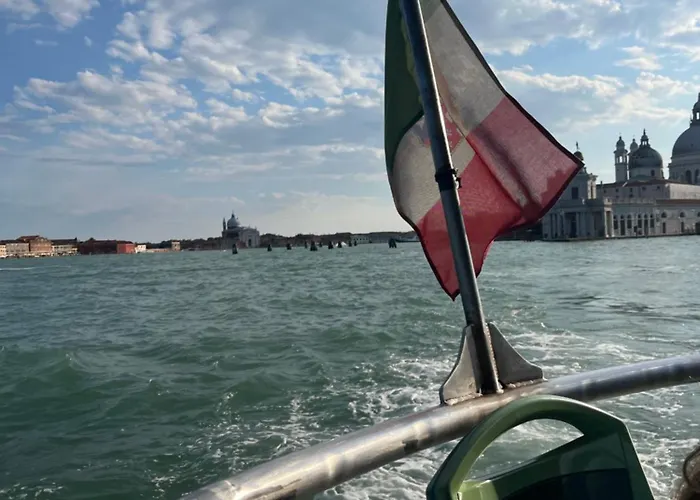 Ampia Casa A Due Passi Dalla Biennale