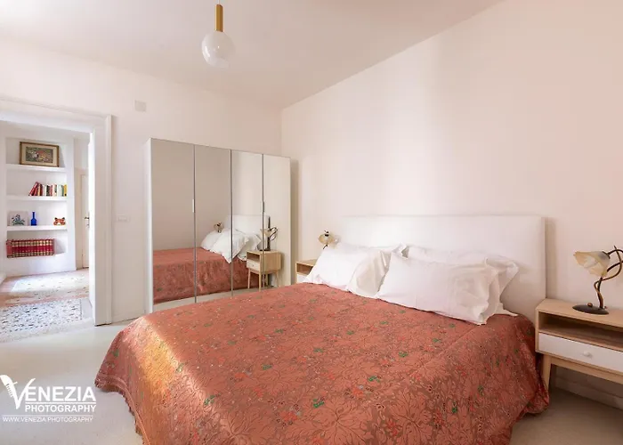 Ampia Casa A Due Passi Dalla Biennale Tatil Evi *