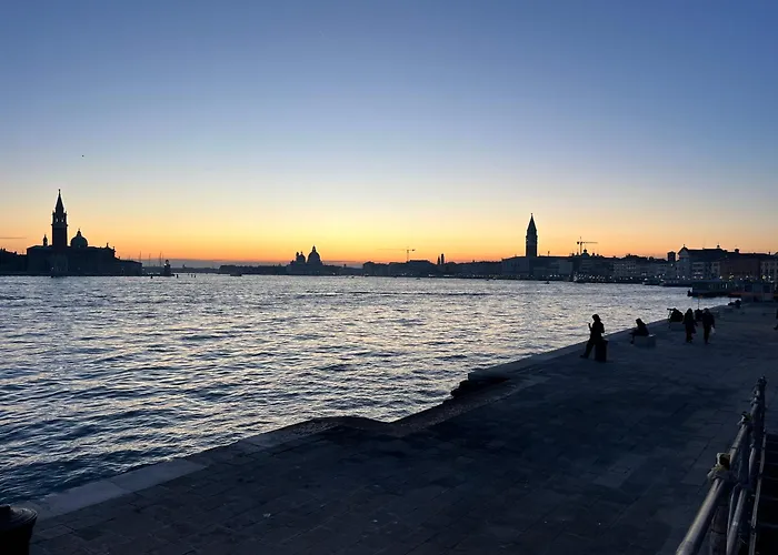 Ampia Casa A Due Passi Dalla Biennale Casa vacanze